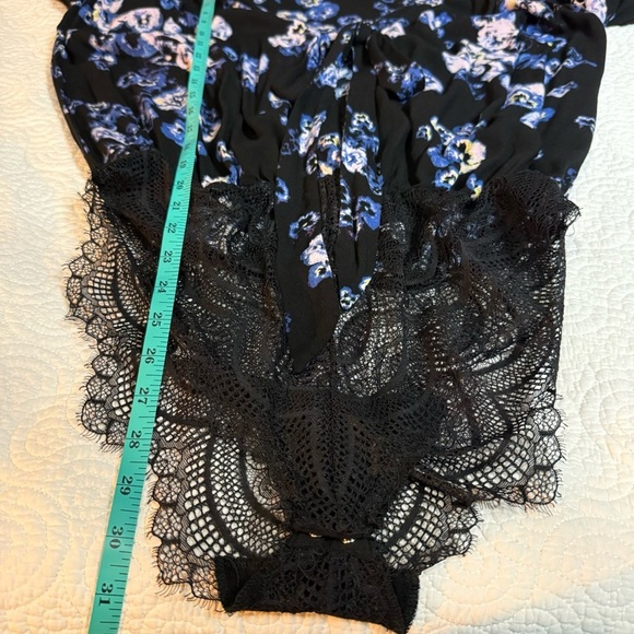 Free People Black and Blue Floral Blouse - Picture 8 of 10